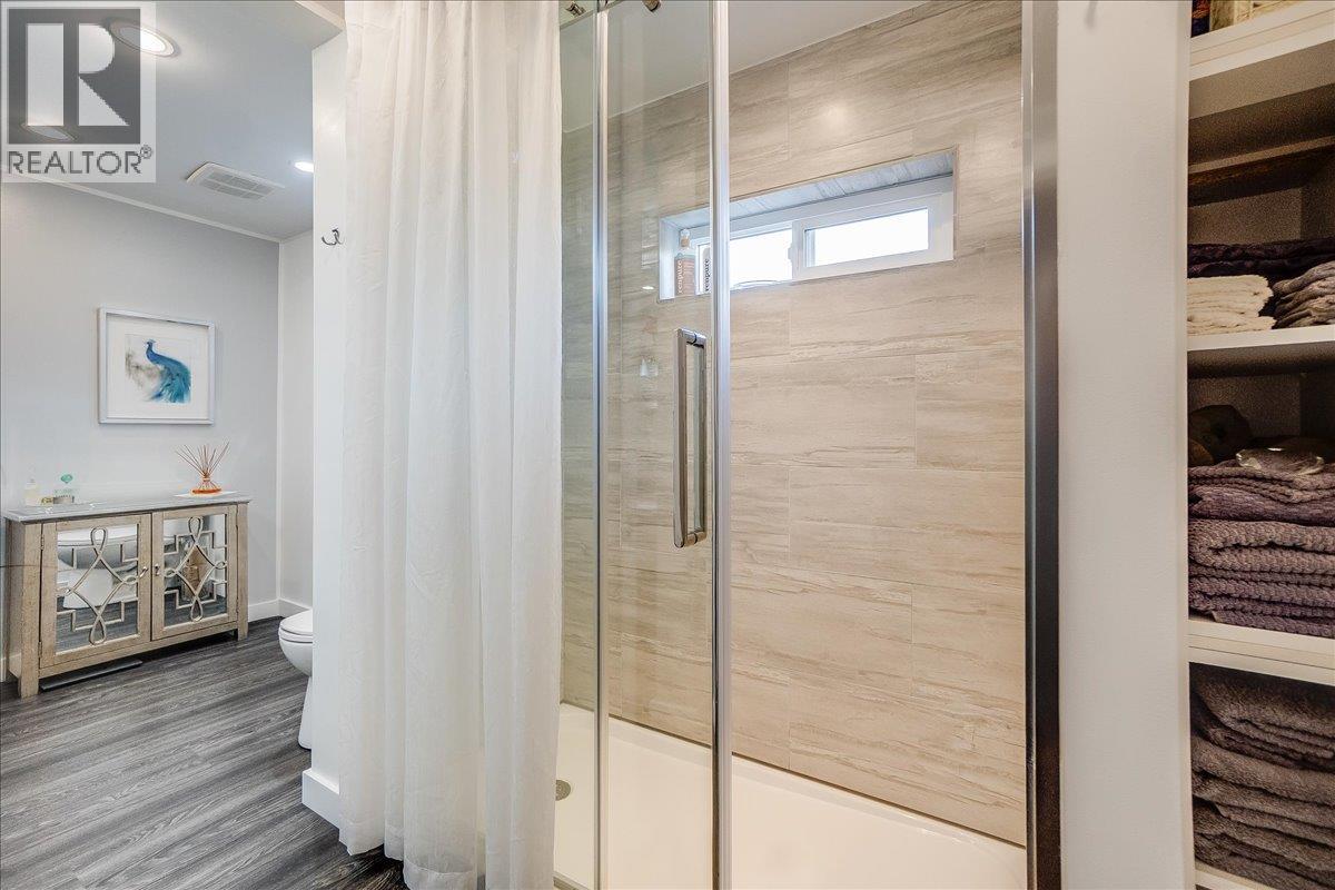 620 10th Avenue, Castlegar, British Columbia  V1N 1K9 - Photo 26 - 10364257