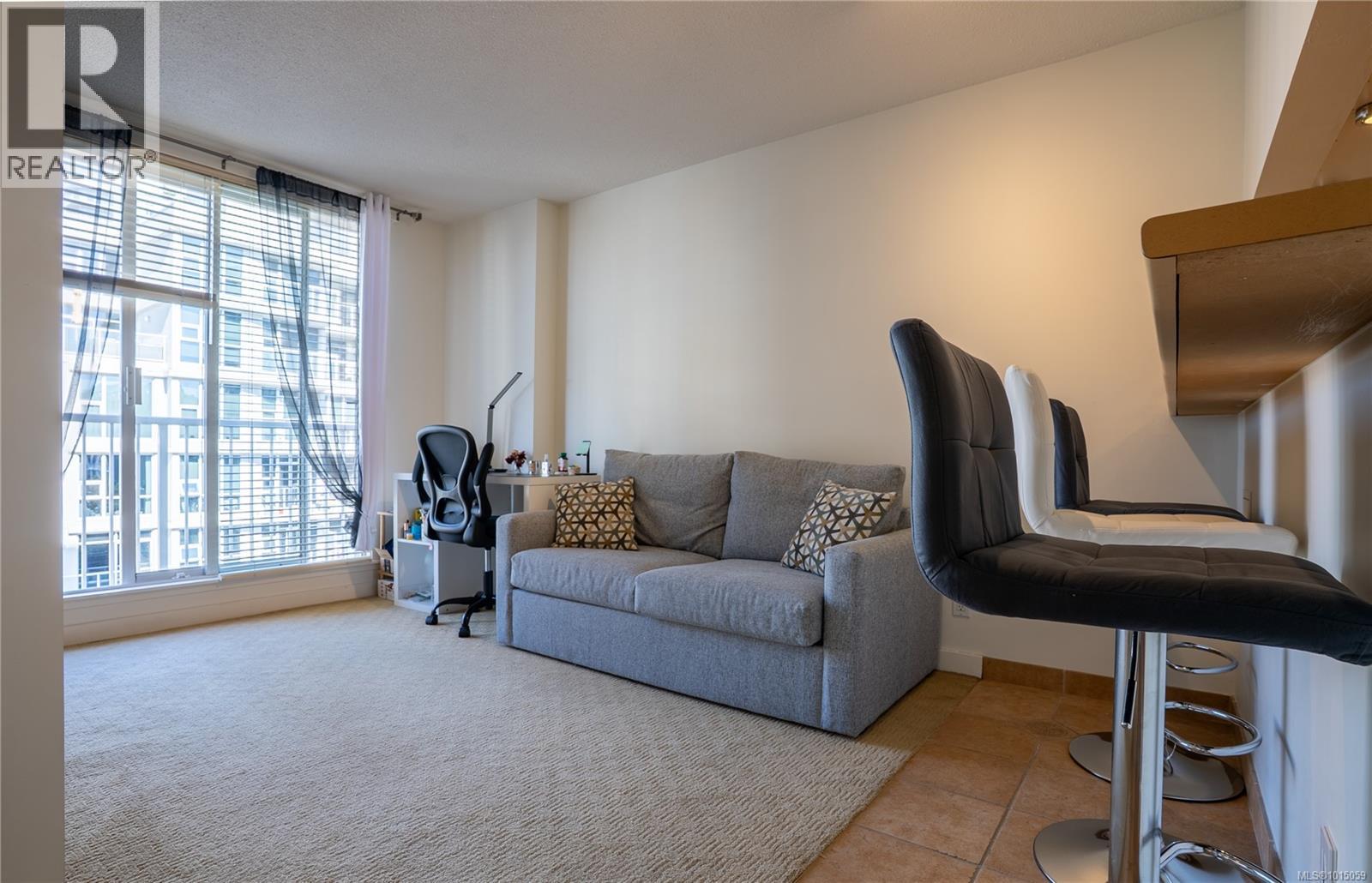 603 835 View St, Victoria, British Columbia  V8W 3W8 - Photo 3 - 1015059