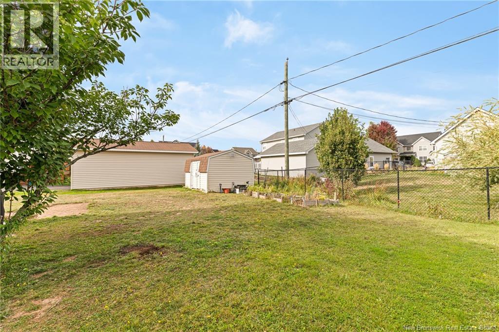 135 Rennick, Moncton, New Brunswick  E1G 4X2 - Photo 23 - NB127506