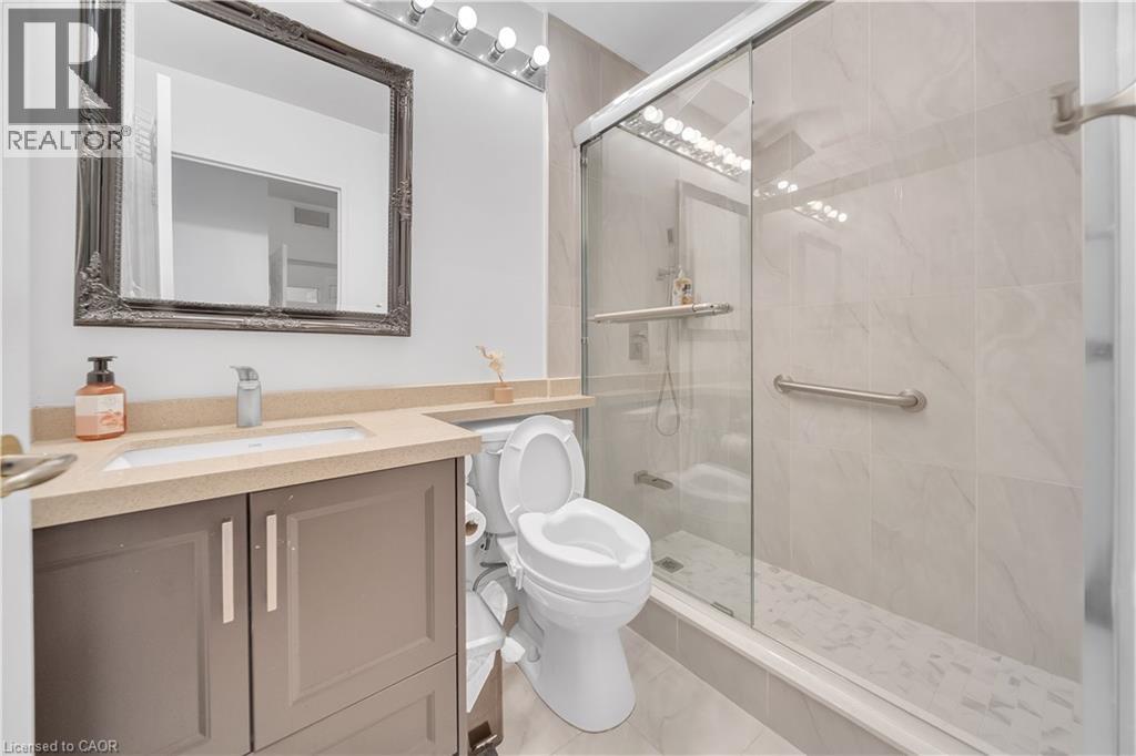 8 Lee Centre Drive Unit# Ph203, Scarborough, Ontario  M1H 3H8 - Photo 32 - 40711559