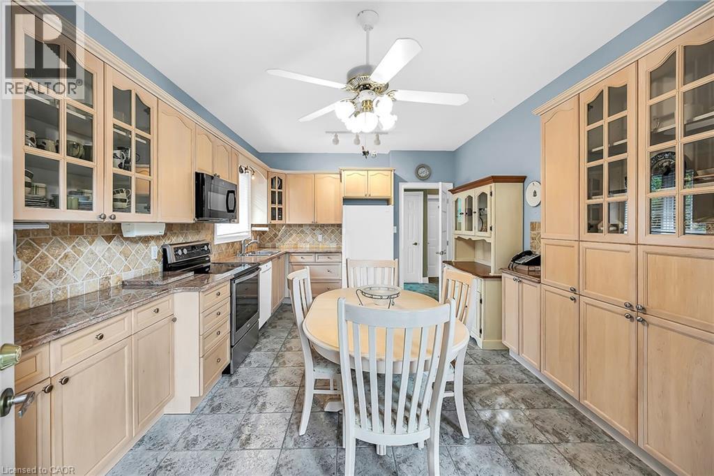 223 Greenbriar Road, Ancaster, Ontario  L9G 3V9 - Photo 12 - 40761484