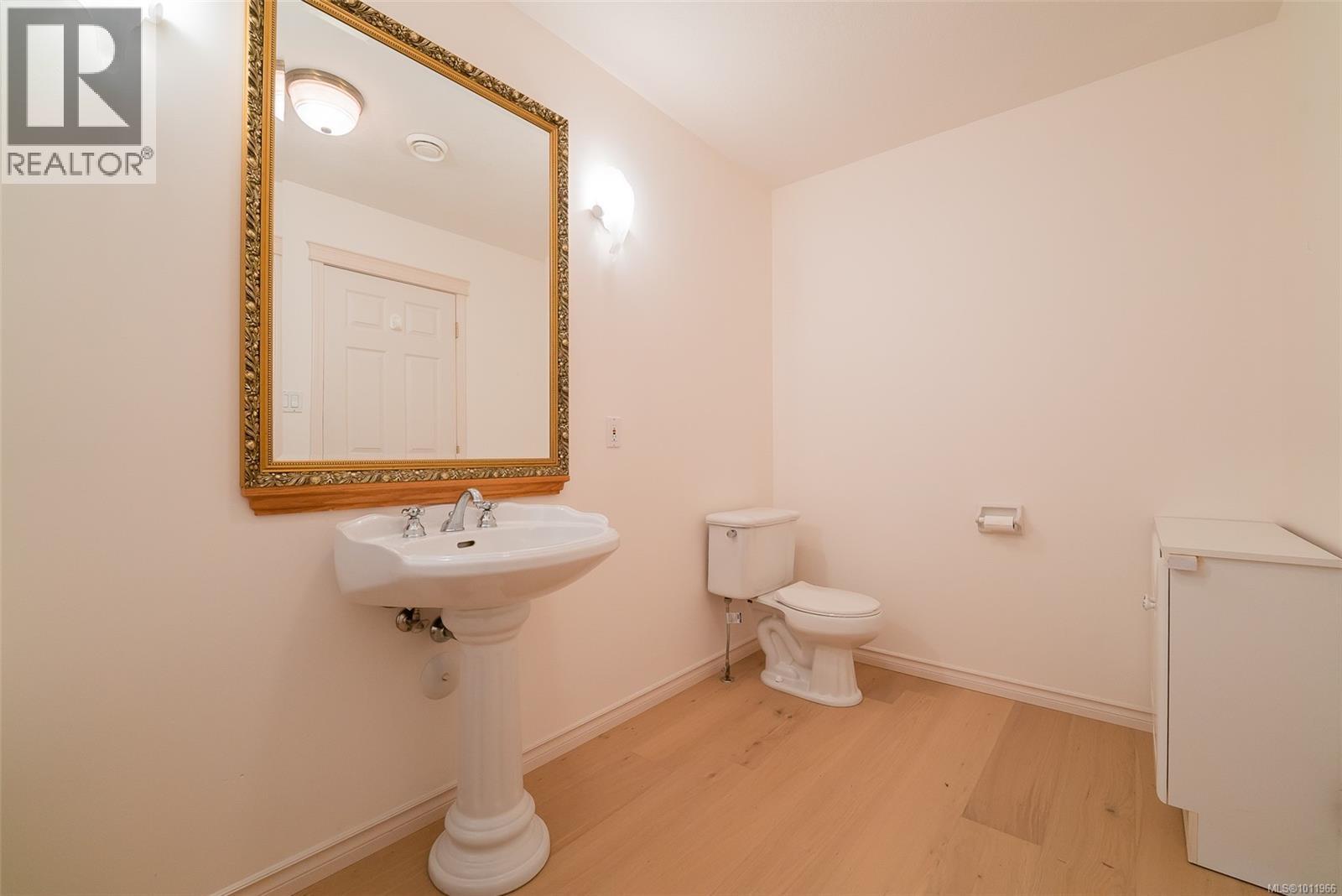 5030 Limberis Dr, Ladysmith, British Columbia  V9G 1M6 - Photo 36 - 1011966