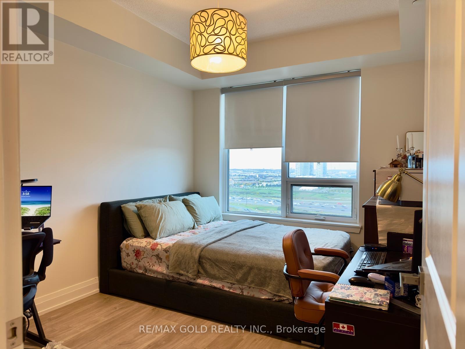 2306 - 3600 Highway 7 Road, Vaughan, Ontario  L4L 0G9 - Photo 10 - N12432270