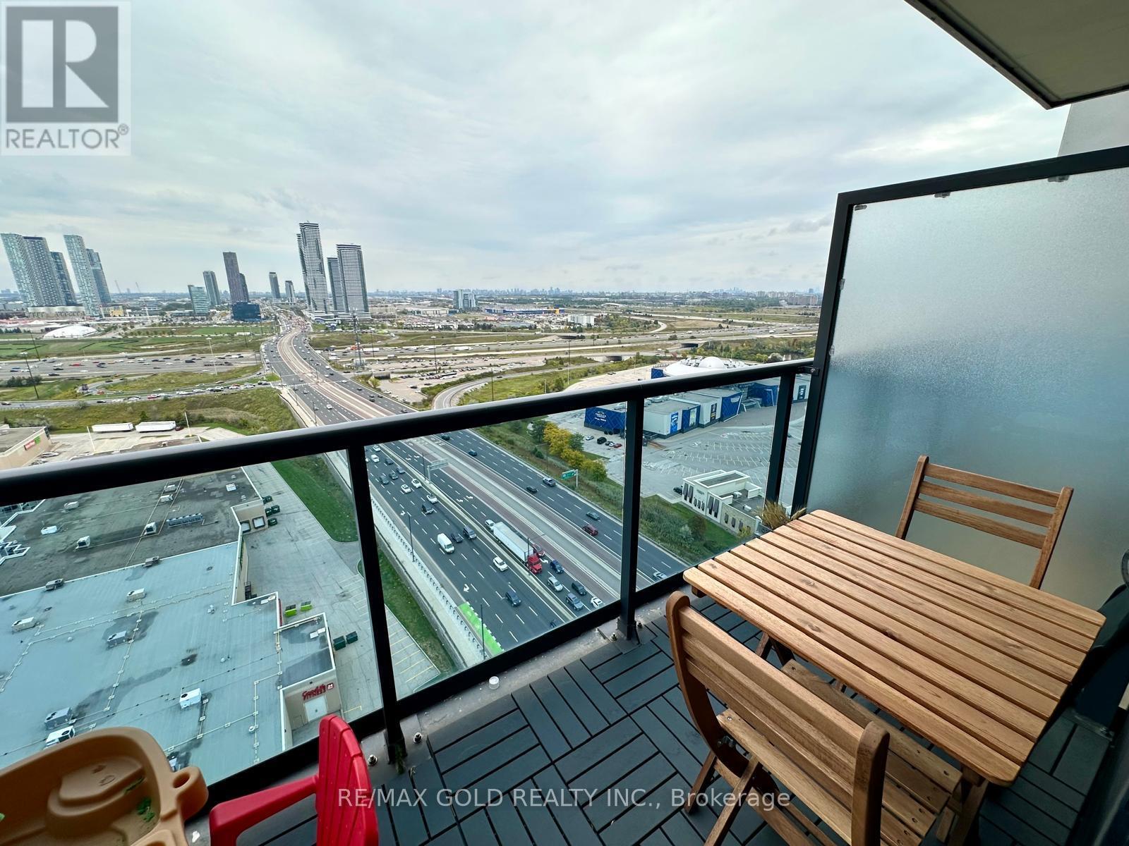 2306 - 3600 Highway 7 Road, Vaughan, Ontario  L4L 0G9 - Photo 17 - N12432270