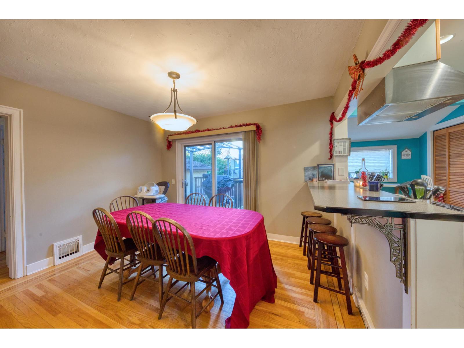 33591 1st Avenue, Mission, British Columbia  V2V 1H3 - Photo 10 - R3053147