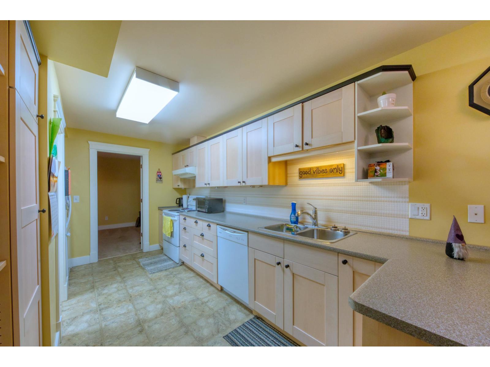 33591 1st Avenue, Mission, British Columbia  V2V 1H3 - Photo 12 - R3053147