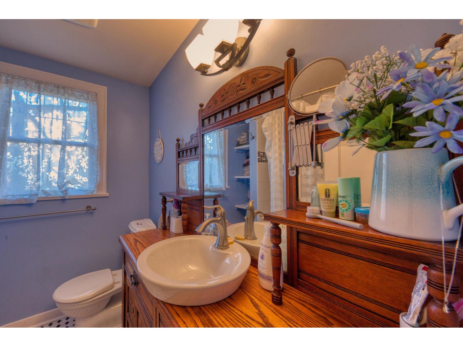 33591 1st Avenue, Mission, British Columbia  V2V 1H3 - Photo 6 - R3053147