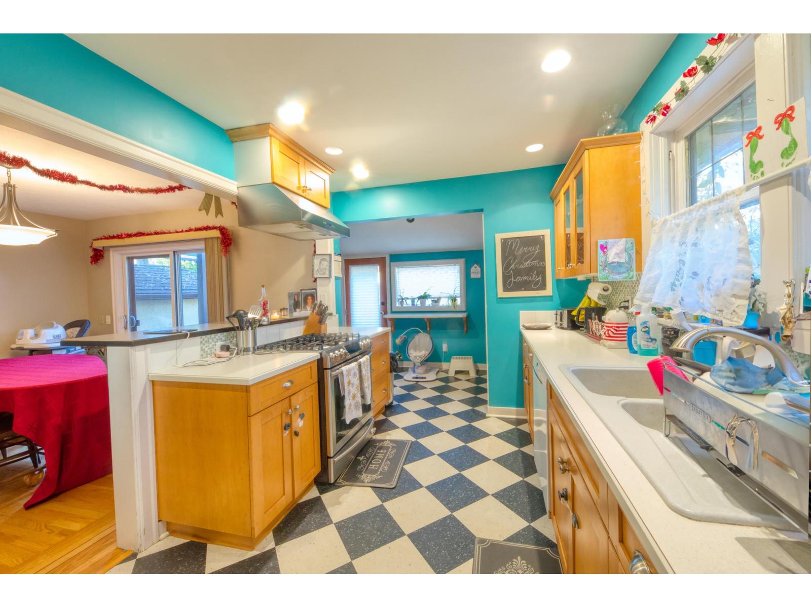 33591 1st Avenue, Mission, British Columbia  V2V 1H3 - Photo 9 - R3053147