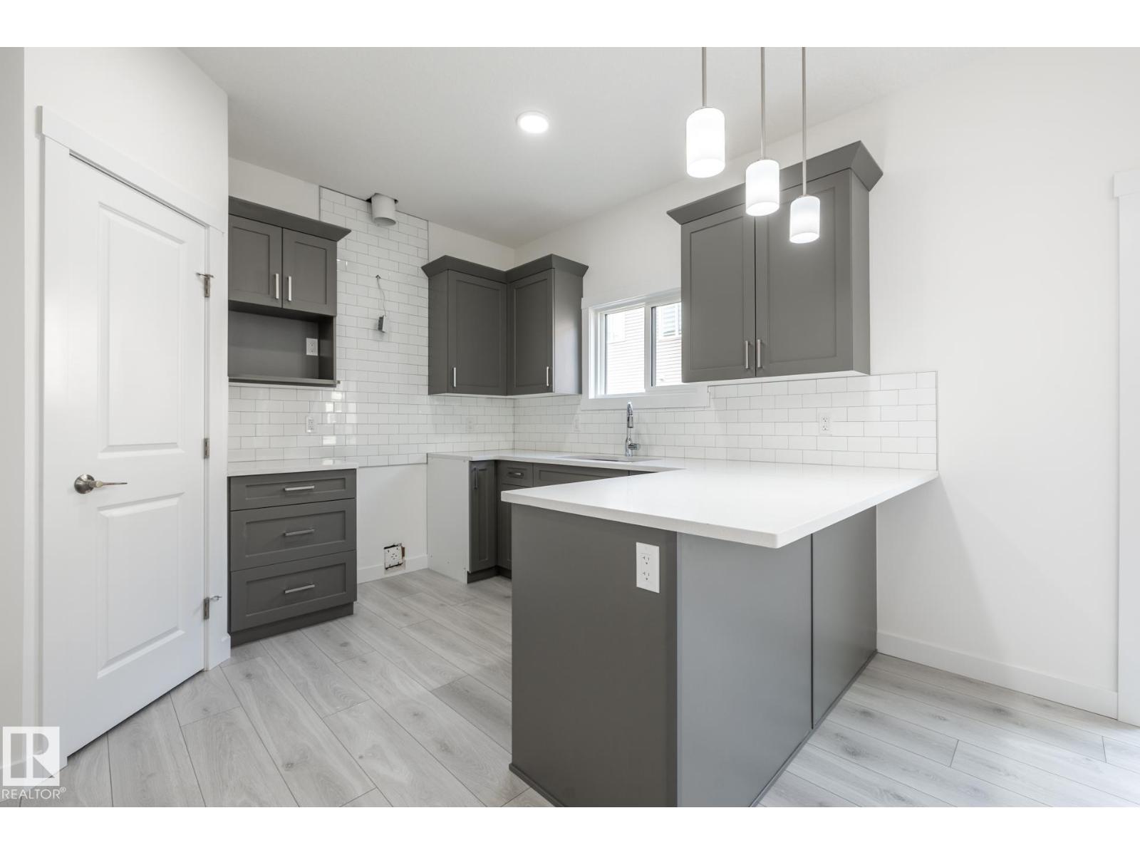 4707 Hawthorn Ln Sw, Edmonton, Alberta  T6X 3C5 - Photo 9 - E4438570