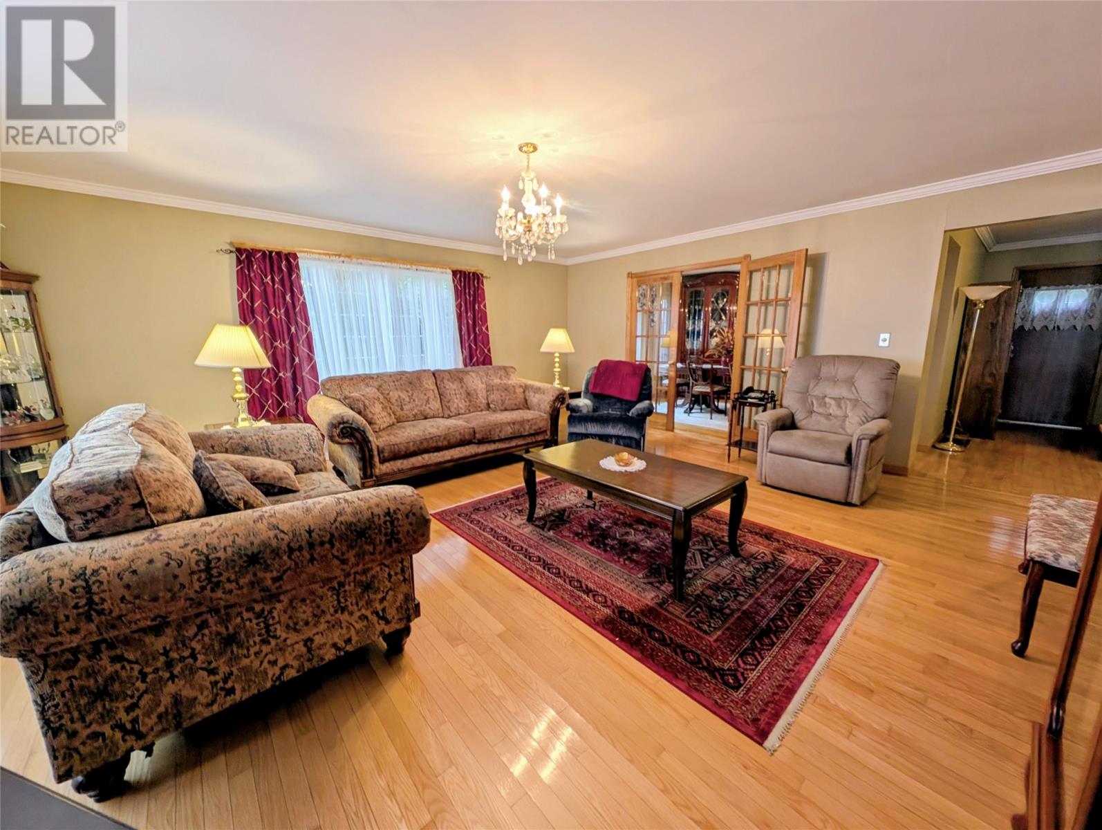 Photo 4