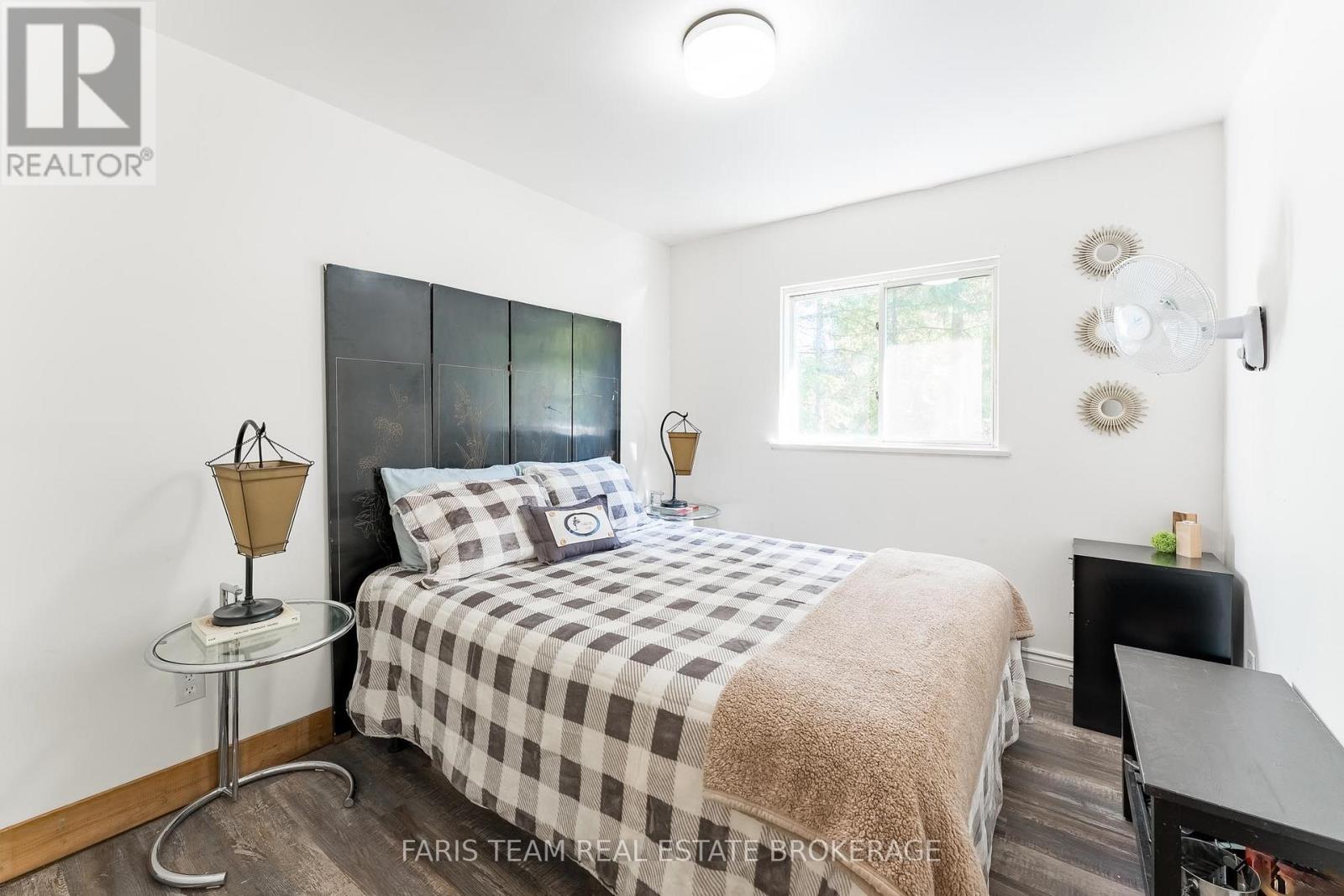 43 Manitou Crescent, Tiny, Ontario  L9M 0C6 - Photo 17 - S12423672