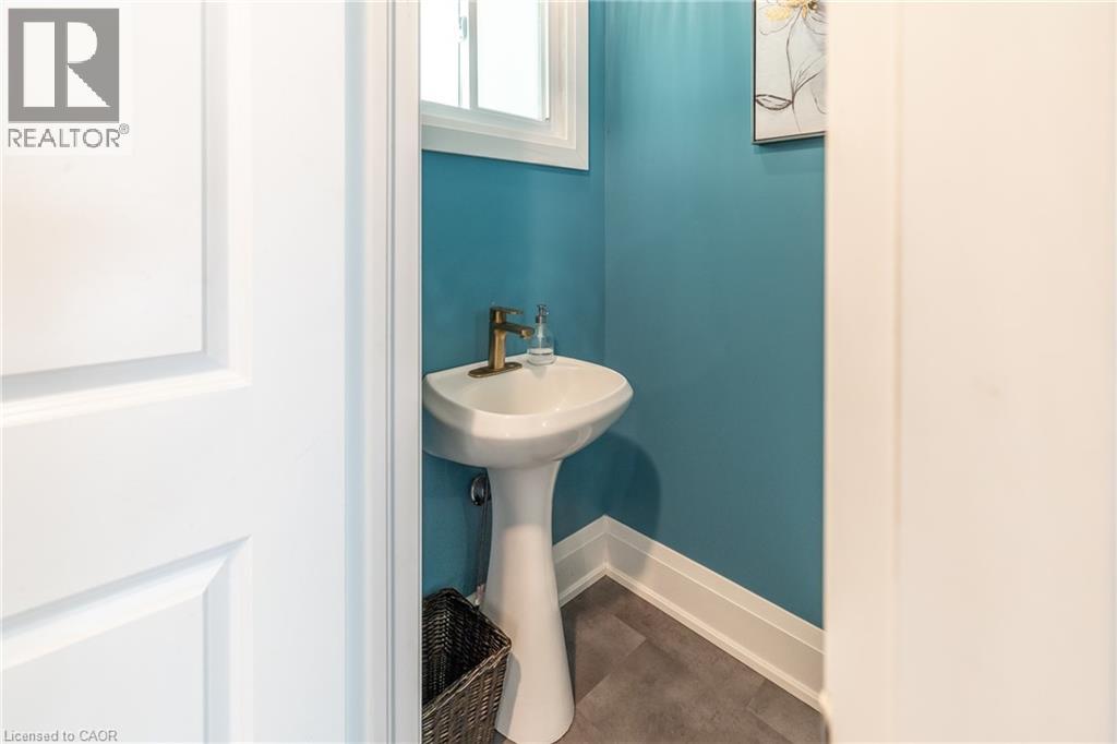 34 Woodridge Drive, Guelph, Ontario  N1H 7E2 - Photo 15 - 40773422