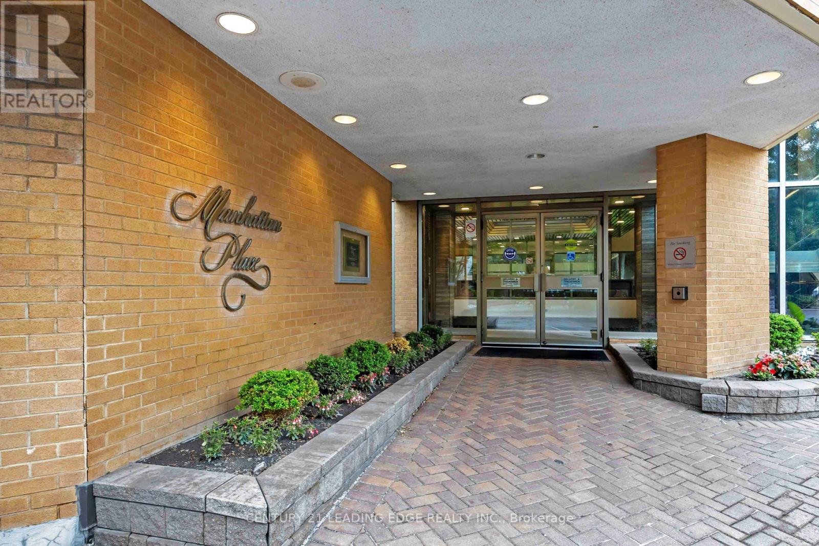 1806 - 131 Beecroft Road, Toronto, Ontario  M2N 6G9 - Photo 1 - C12432454