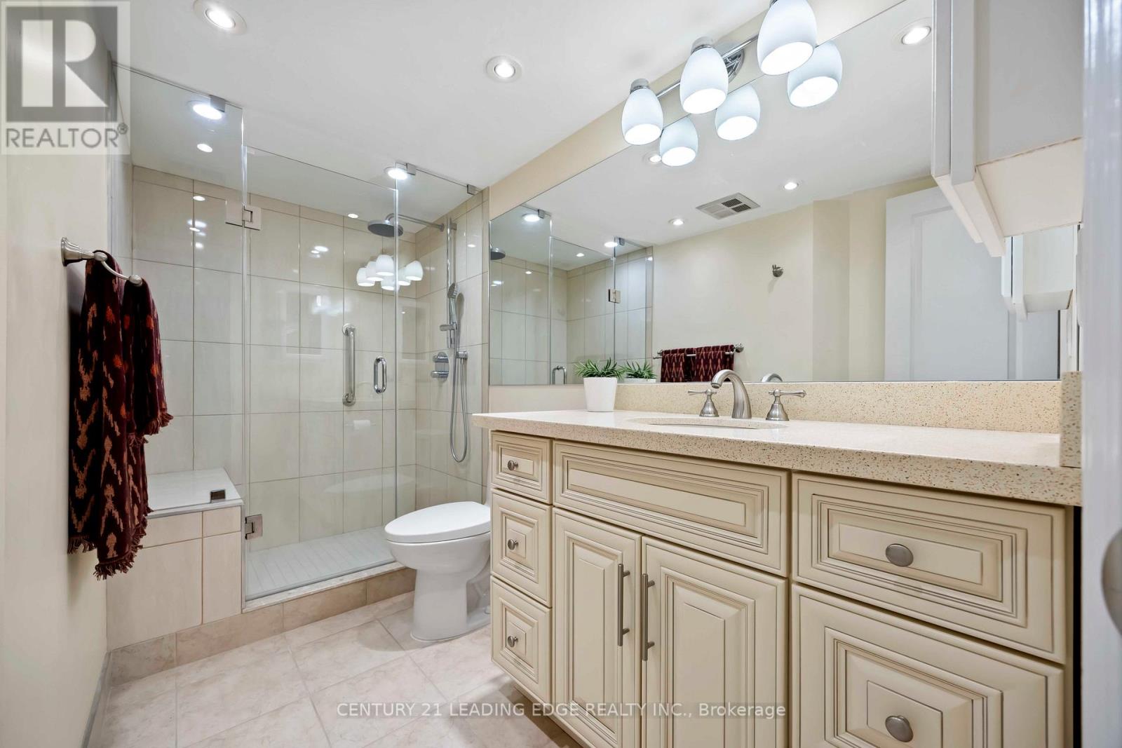 1806 - 131 Beecroft Road, Toronto, Ontario  M2N 6G9 - Photo 17 - C12432454