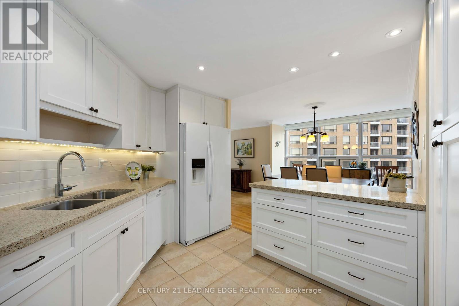 1806 - 131 Beecroft Road, Toronto, Ontario  M2N 6G9 - Photo 7 - C12432454