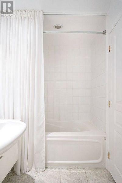 1409 - 100 Hayden Street, Toronto, Ontario  M4Y 3C7 - Photo 20 - C12432470