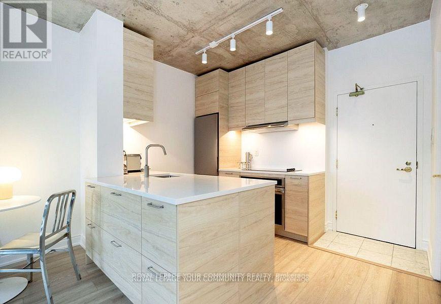 1409 - 100 Hayden Street, Toronto, Ontario  M4Y 3C7 - Photo 6 - C12432470