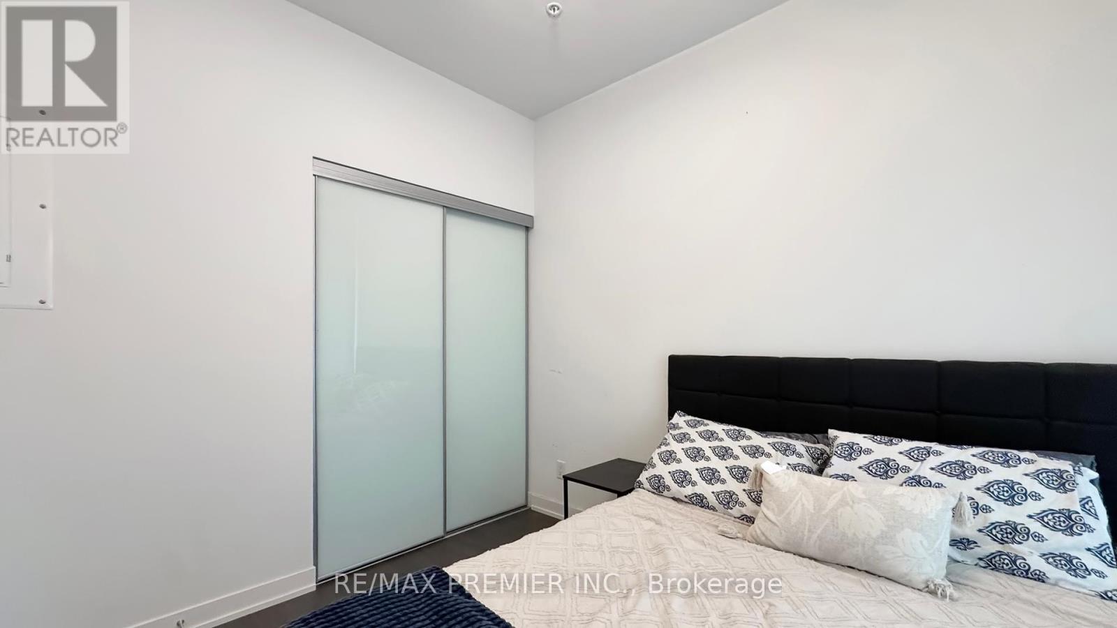 N410 - 455 Front Street E, Toronto, Ontario  M5A 0G2 - Photo 19 - C12432472
