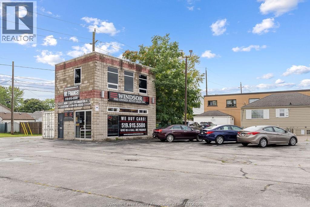 MLS# 25024355: 3277 TECUMSEH ROAD East, Windsor, Canada