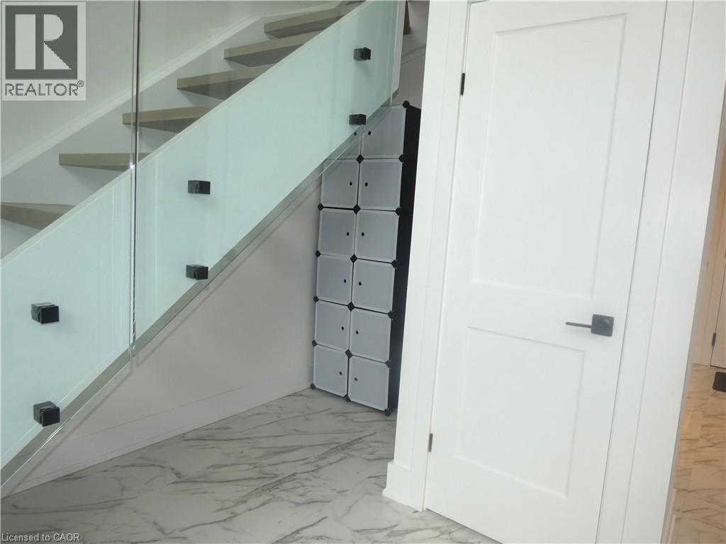 2450 Old Bronte Road Unit# 112, Oakville, Ontario  L6M 5P6 - Photo 9 - 40764252