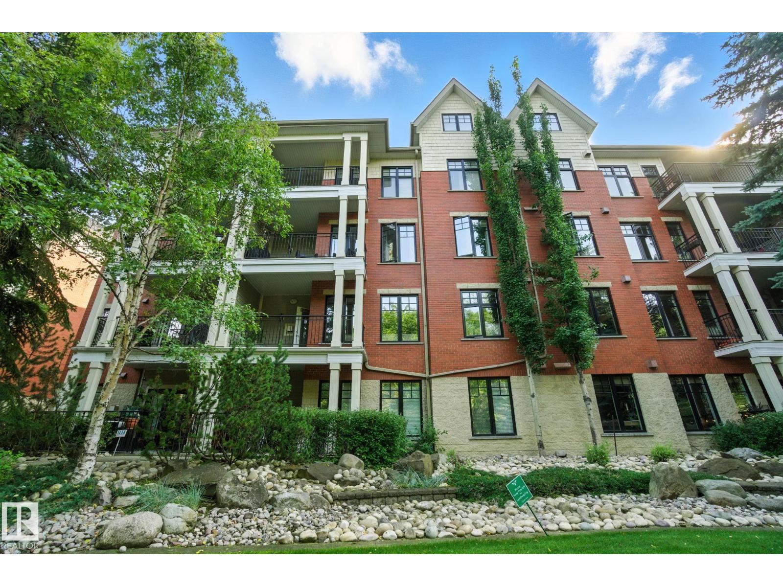 #305 9819 96A ST NW, Edmonton, Alberta