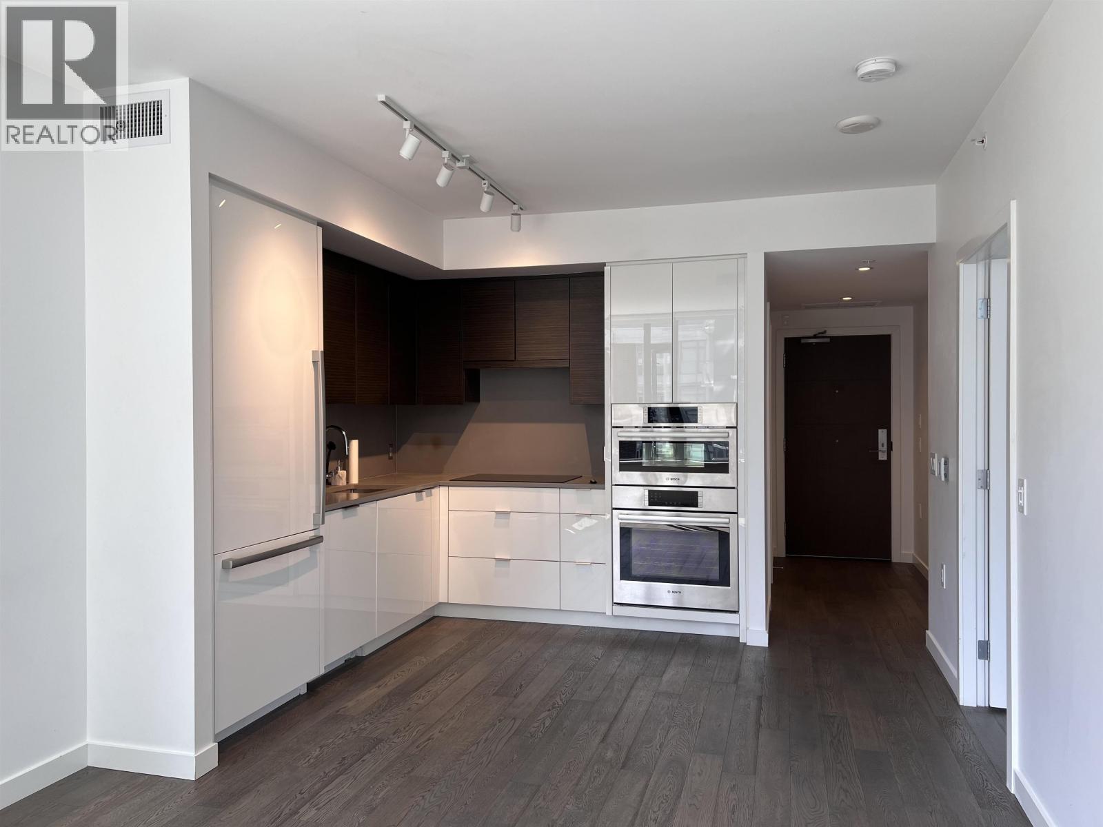 407 1678 Pullman Porter Street, Vancouver, British Columbia  V6A 0H4 - Photo 3 - R3053057