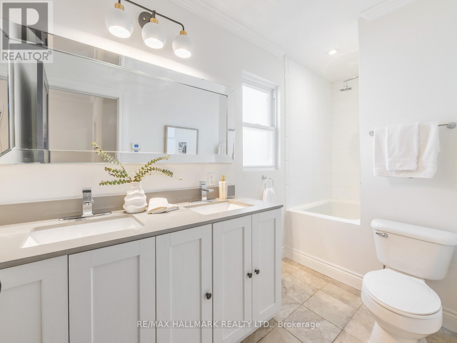 97 Bowmore Road, Toronto, Ontario  M4L 3J1 - Photo 23 - E12432484