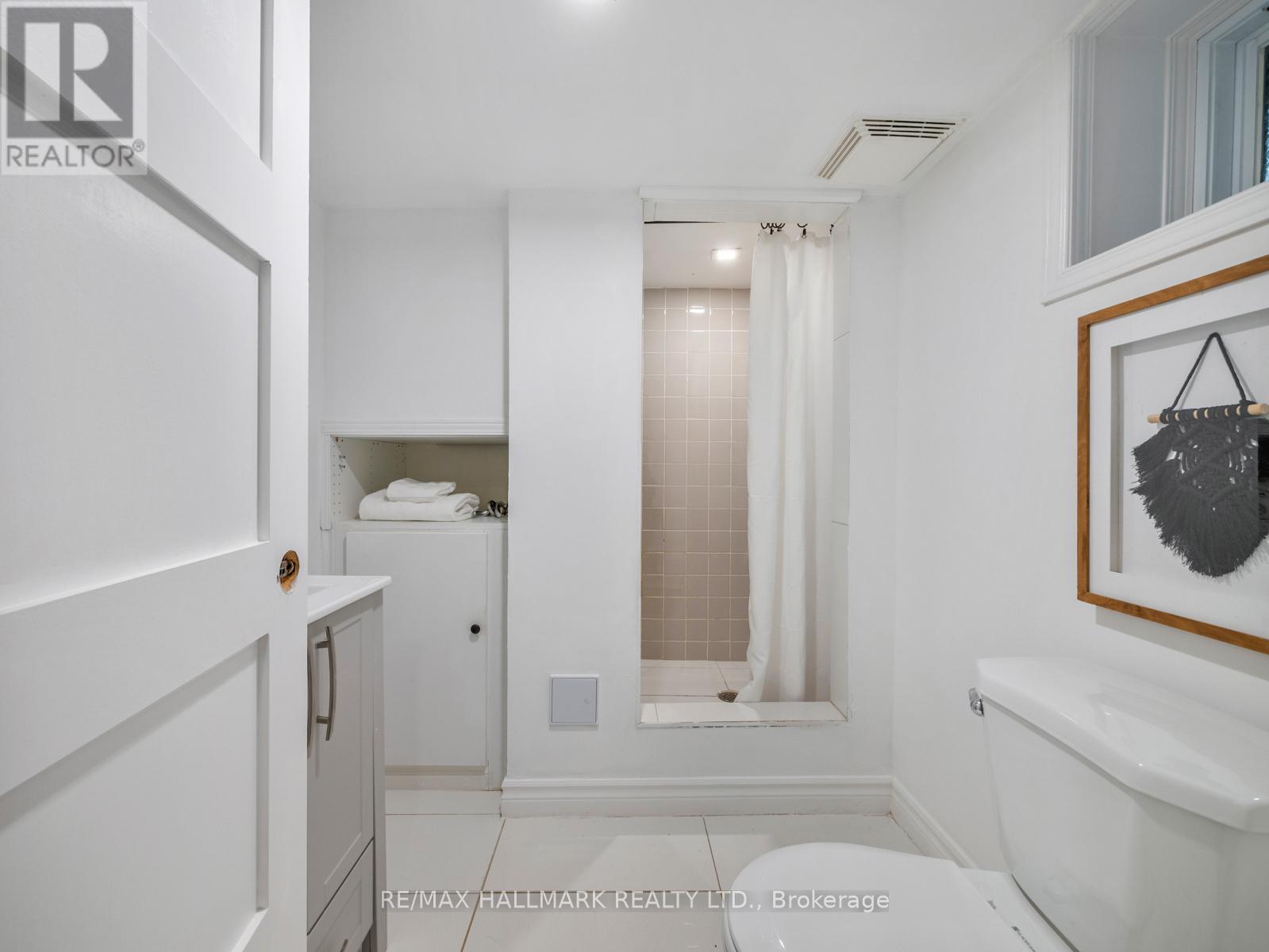 97 Bowmore Road, Toronto, Ontario  M4L 3J1 - Photo 34 - E12432484