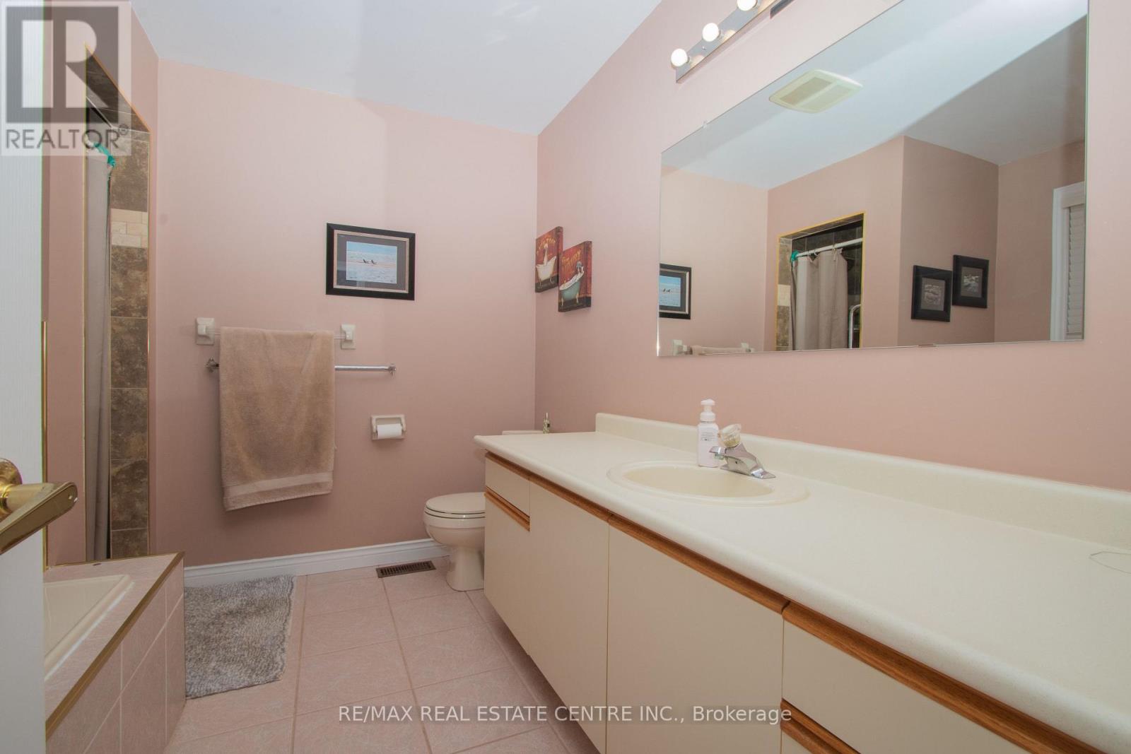 119 Hume Drive, Cambridge, Ontario  N1T 1N3 - Photo 20 - X12432534