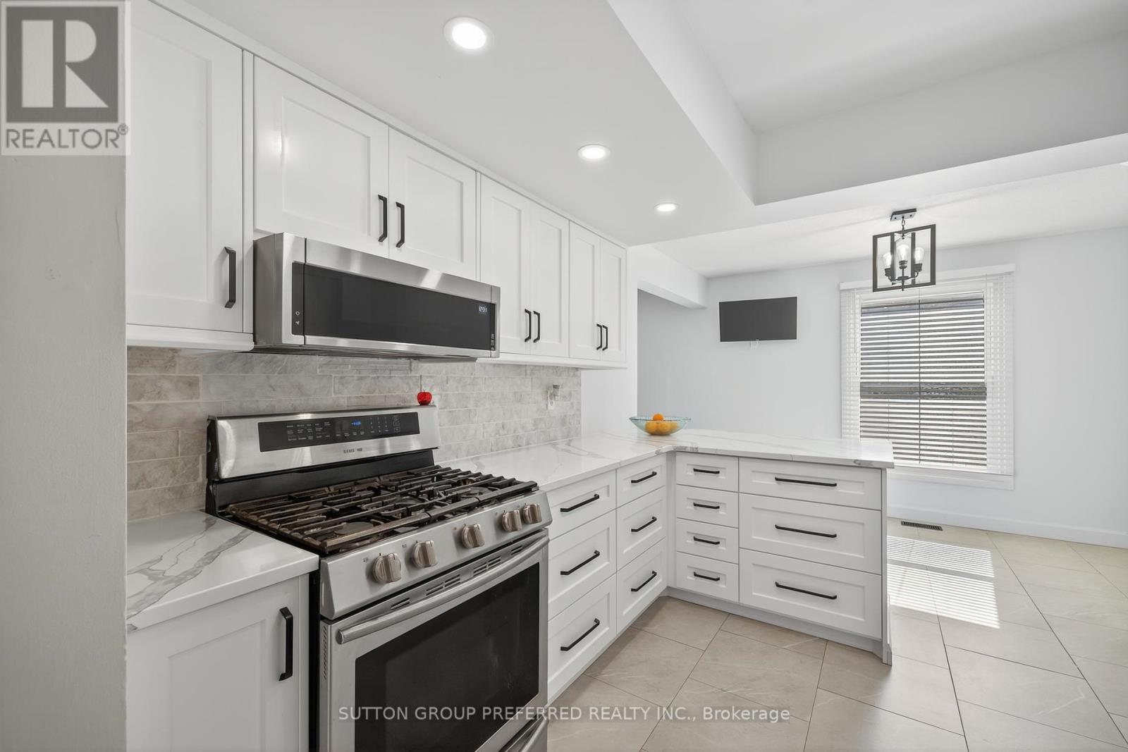 405 Everglade Crescent, London North, Ontario  N6H 4M8 - Photo 19 - X12432569