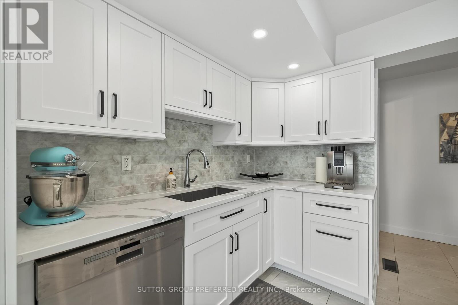 405 Everglade Crescent, London North, Ontario  N6H 4M8 - Photo 21 - X12432569