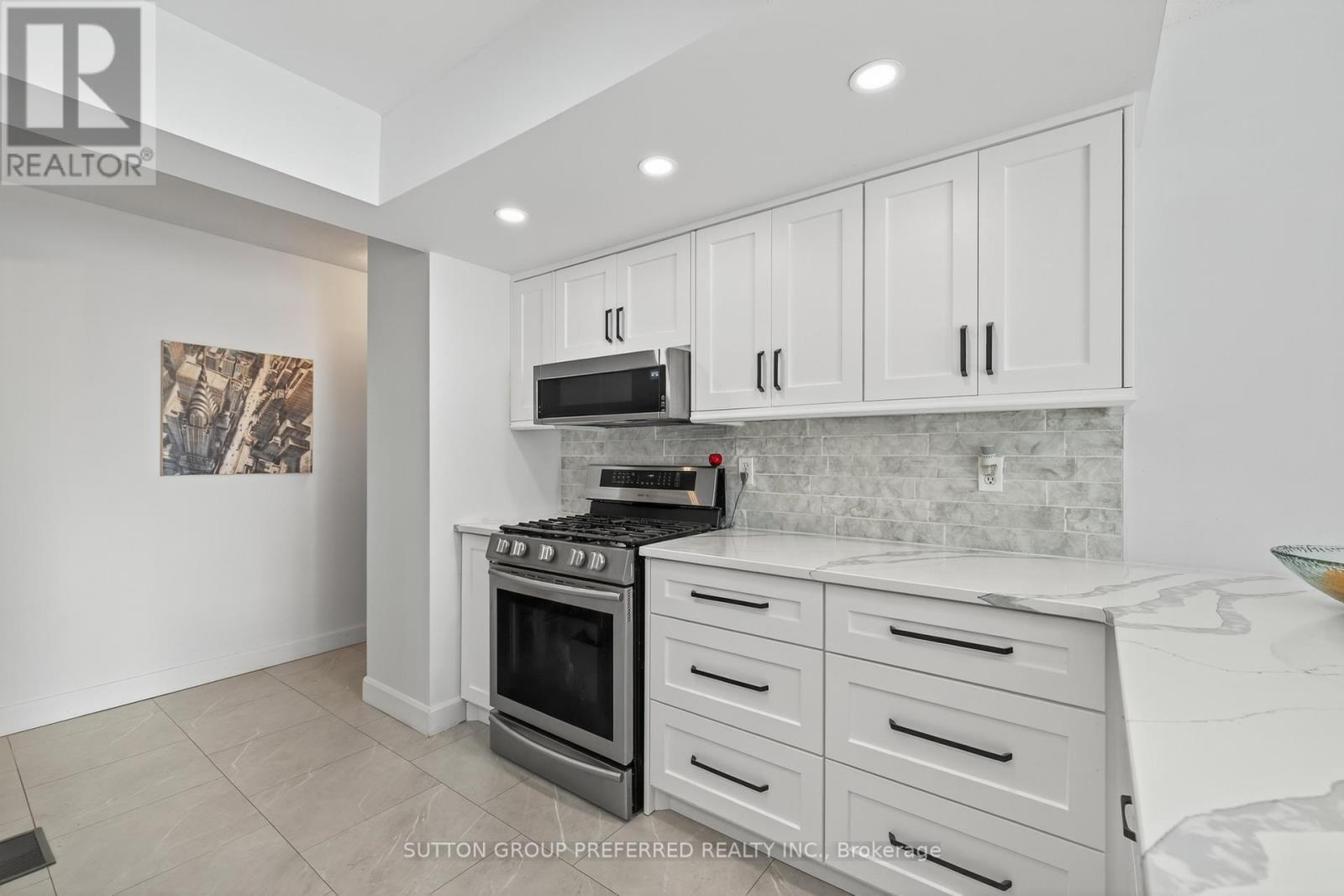 405 Everglade Crescent, London North, Ontario  N6H 4M8 - Photo 22 - X12432569