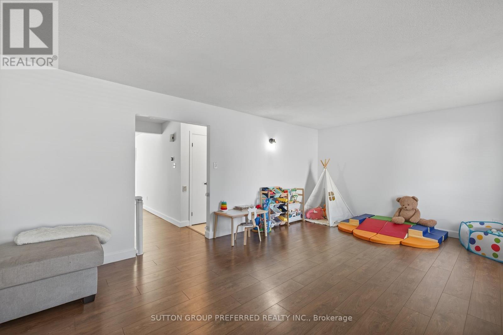 405 Everglade Crescent, London North, Ontario  N6H 4M8 - Photo 26 - X12432569