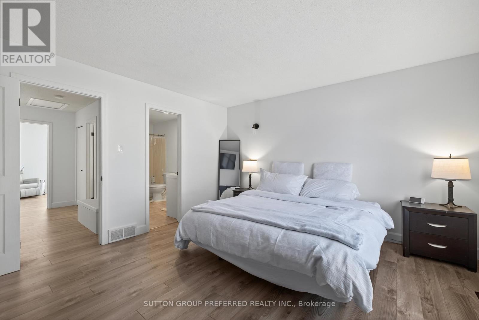 405 Everglade Crescent, London North, Ontario  N6H 4M8 - Photo 36 - X12432569