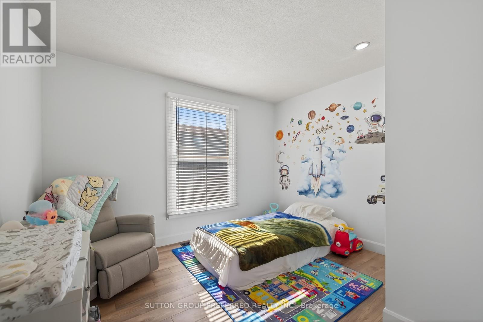 405 Everglade Crescent, London North, Ontario  N6H 4M8 - Photo 43 - X12432569