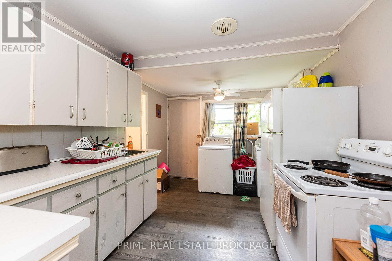 151 William Street, Central Elgin, Ontario  N5L 1E4 - Photo 10 - X12432630