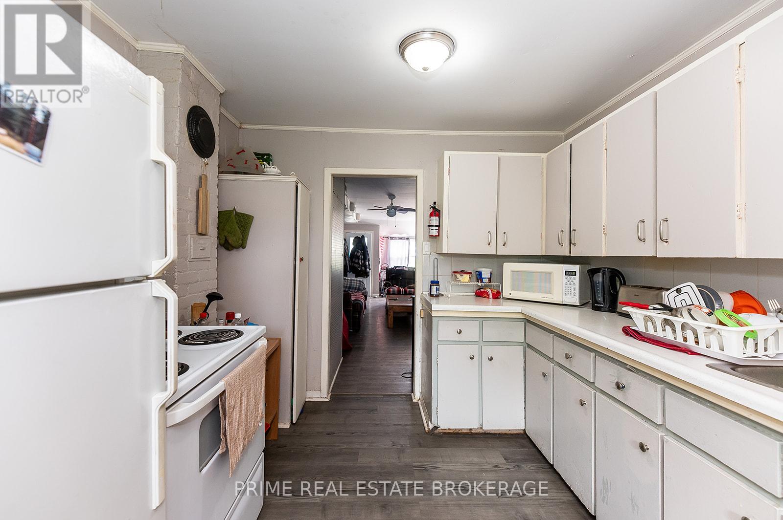 151 William Street, Central Elgin, Ontario  N5L 1E4 - Photo 11 - X12432630