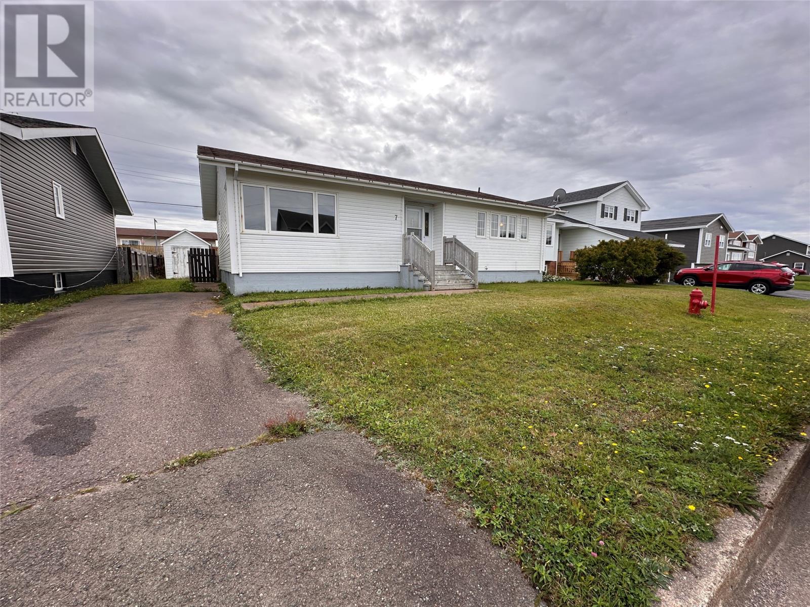 7 Courtney Street, Grand Bank, Newfoundland & Labrador  A0E 1W0 - Photo 2 - 1291001