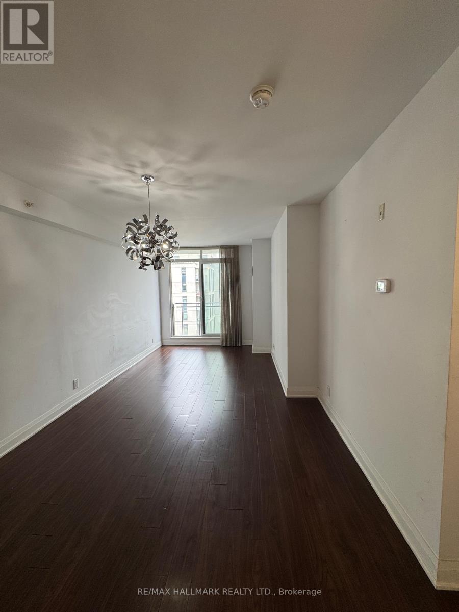 807 - 24 Woodstream Boulevard, Vaughan, Ontario  L4L 8C4 - Photo 8 - N12432459