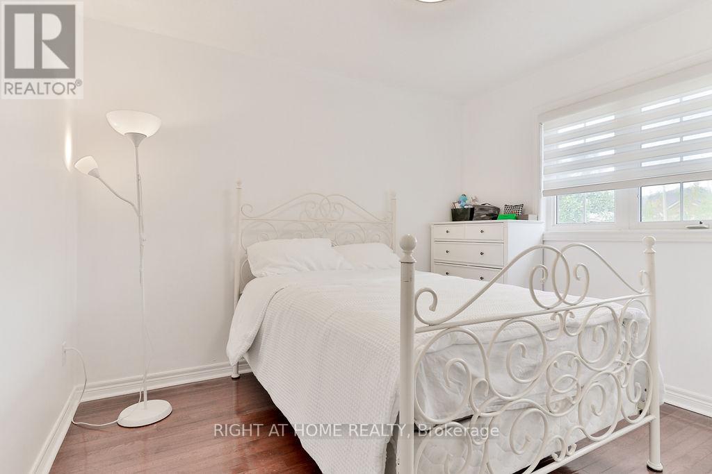 140 Moraine Drive, Vaughan, Ontario  L4H 2E6 - Photo 26 - N12432471