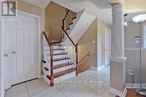 46 Rush Road, Aurora, Ontario  L4G 7G5 - Photo 4 - N12432498