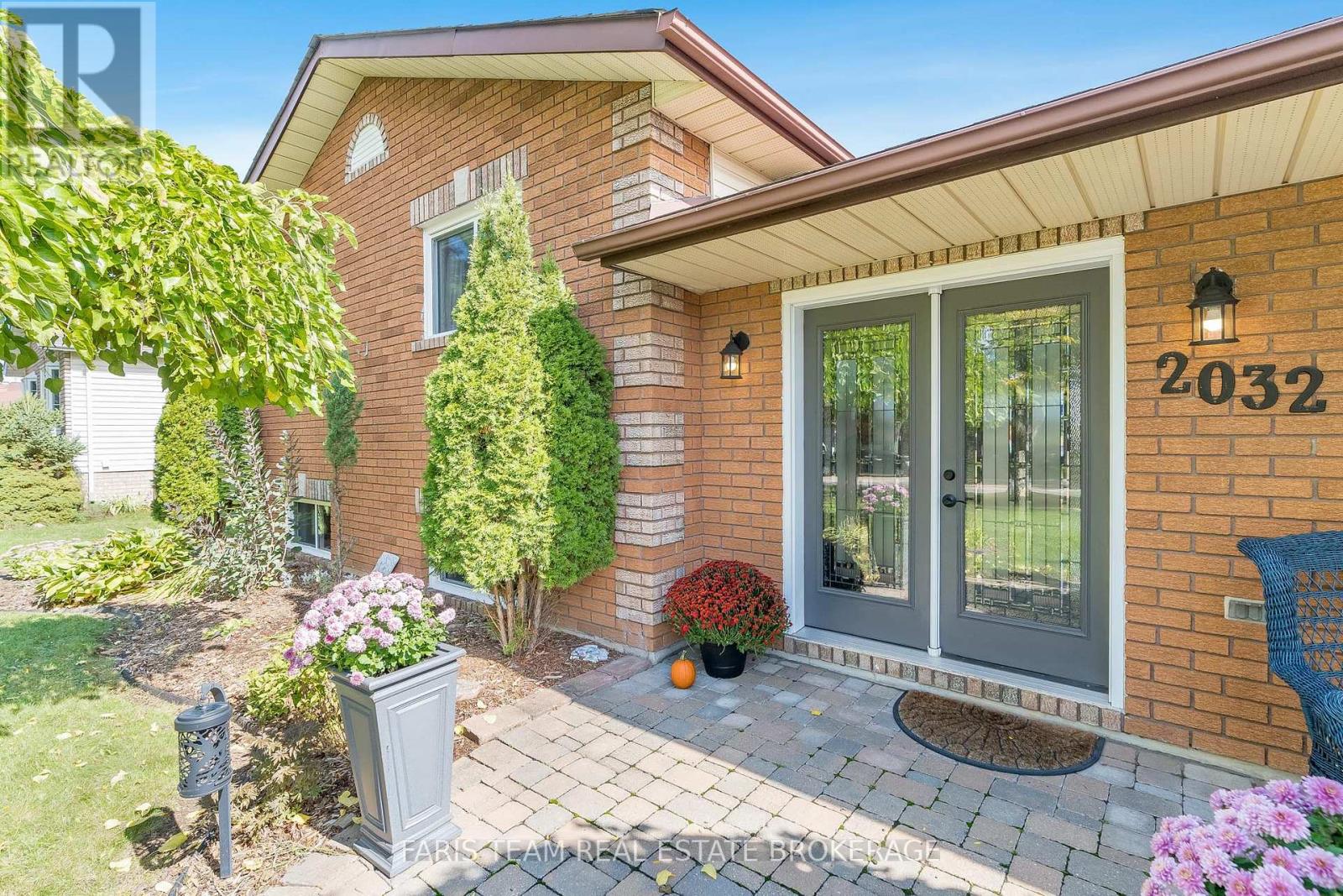 2032 Chantler Street, Innisfil, Ontario  L9S 1B5 - Photo 4 - N12432501