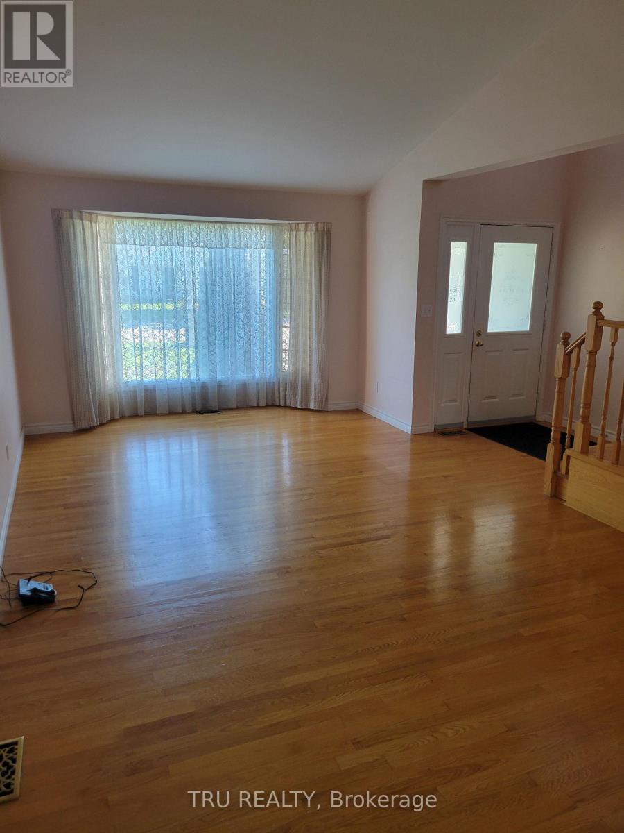 15 George Avenue, Perth, Ontario  K7H 2Y7 - Photo 4 - X12432532