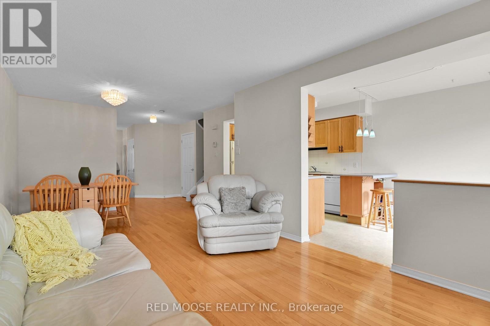 4569 Ogilvie Walk Crescent, Ottawa, Ontario  K1J 1G5 - Photo 12 - X12432542