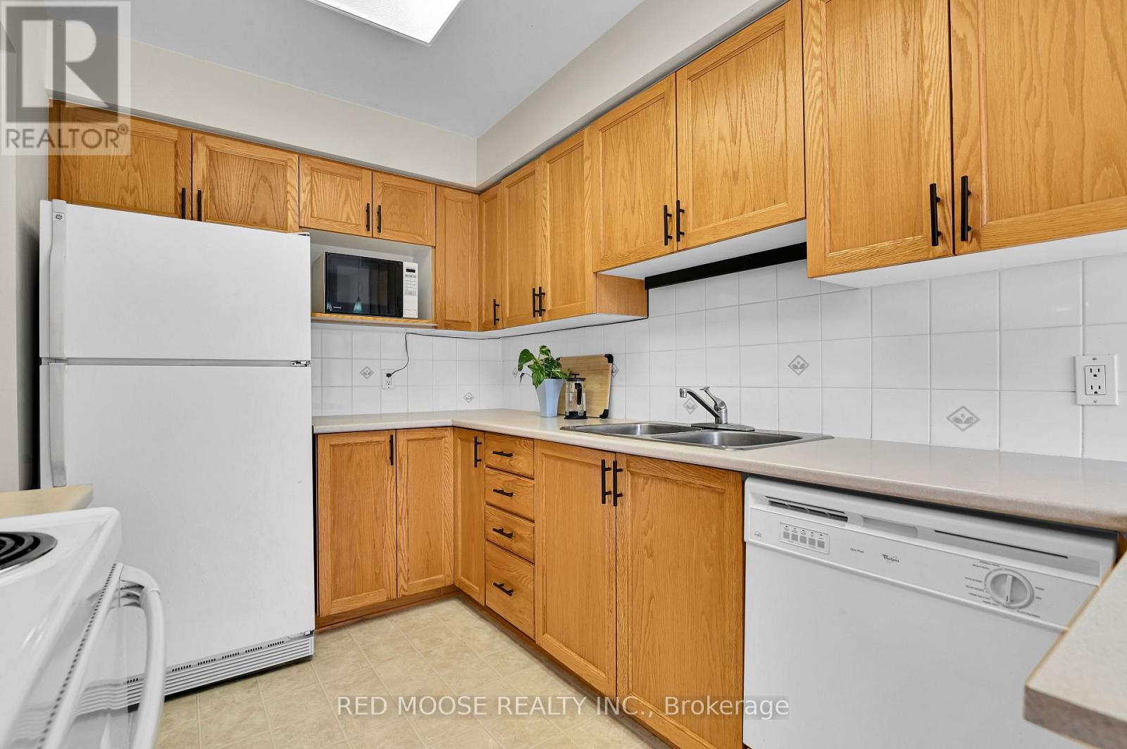 4569 Ogilvie Walk Crescent, Ottawa, Ontario  K1J 1G5 - Photo 21 - X12432542