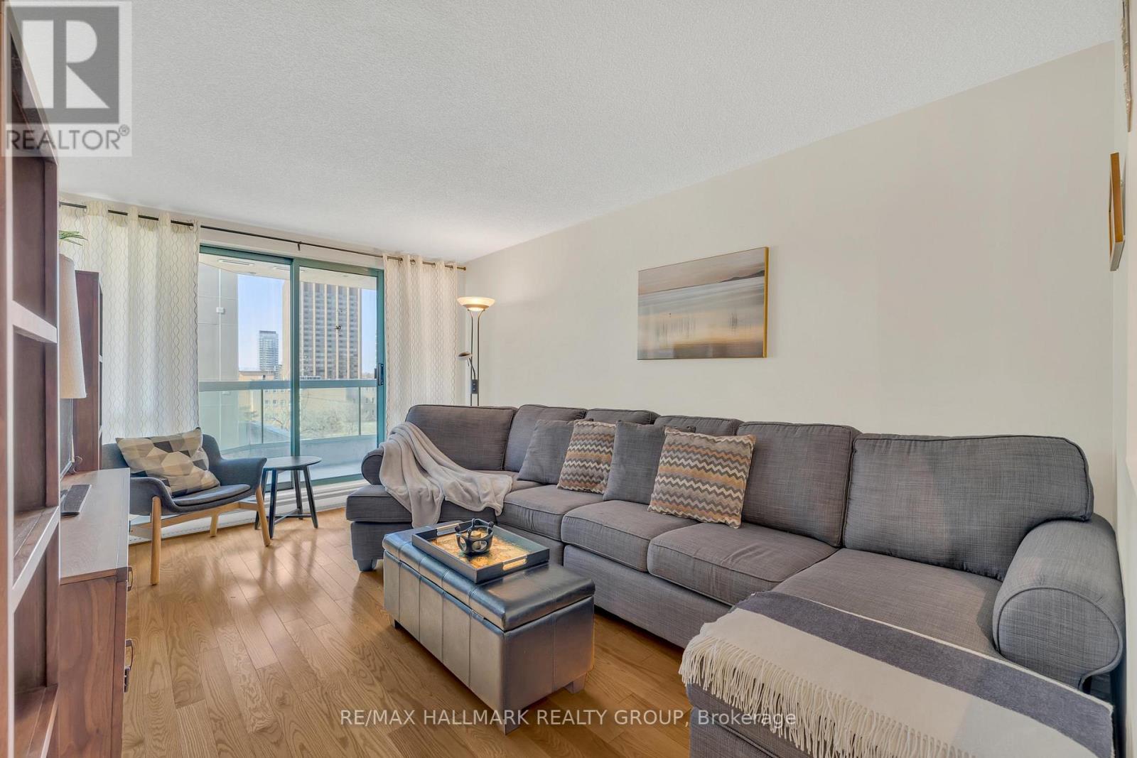 307 - 550 Cambridge Street S, Ottawa, Ontario  K1S 5N3 - Photo 9 - X12432560