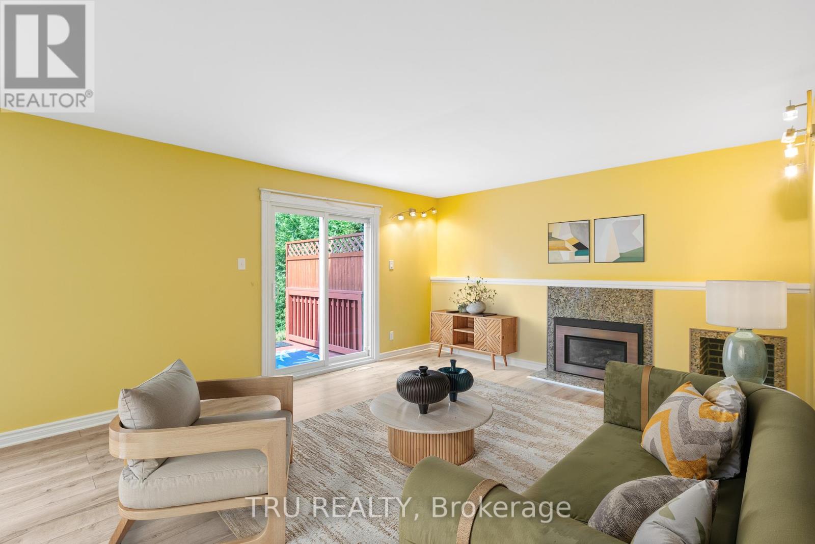 715 Mooneys Bay Place, Ottawa, Ontario  K1V 8W4 - Photo 11 - X12432597