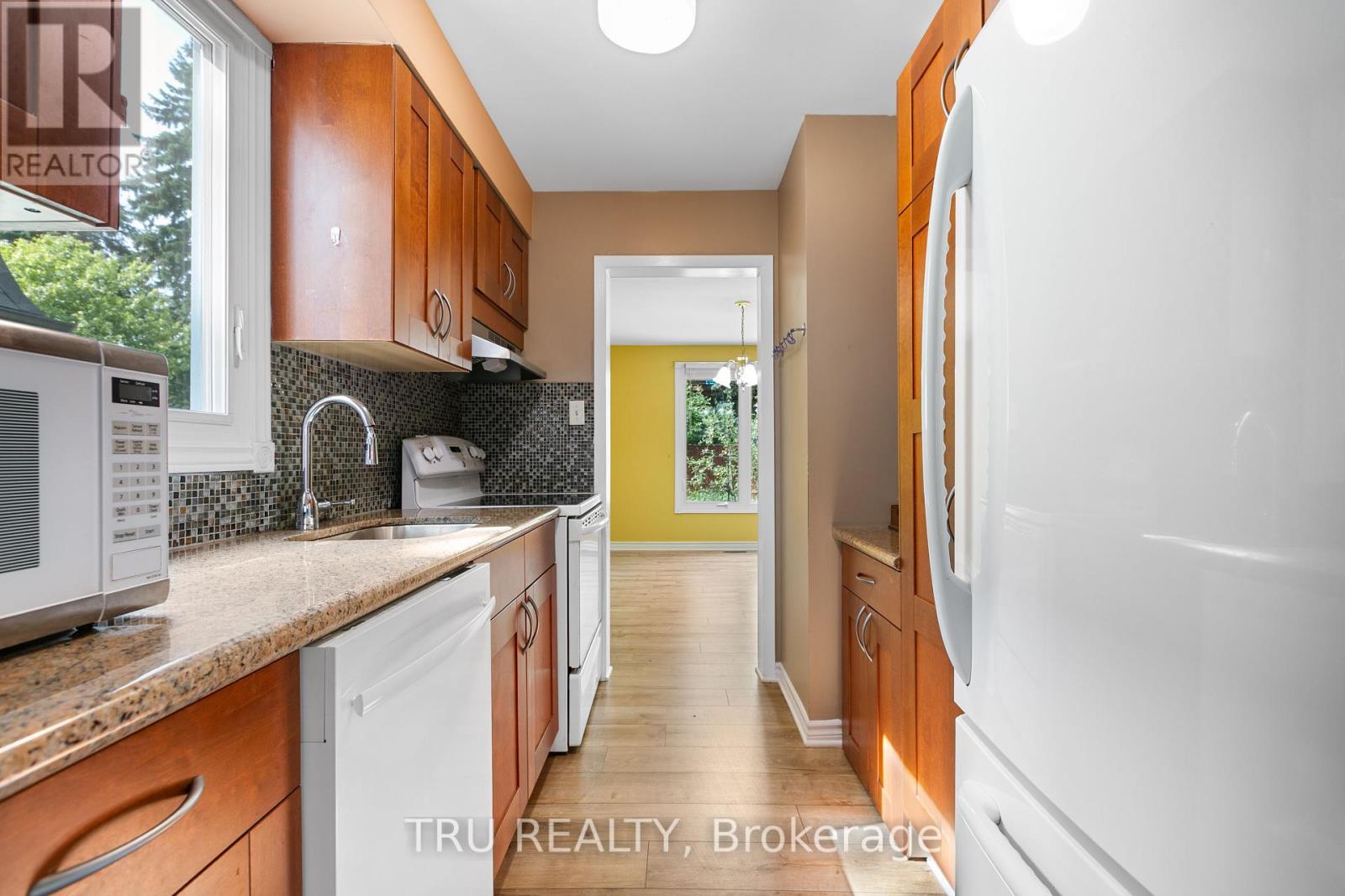 715 Mooneys Bay Place, Ottawa, Ontario  K1V 8W4 - Photo 19 - X12432597