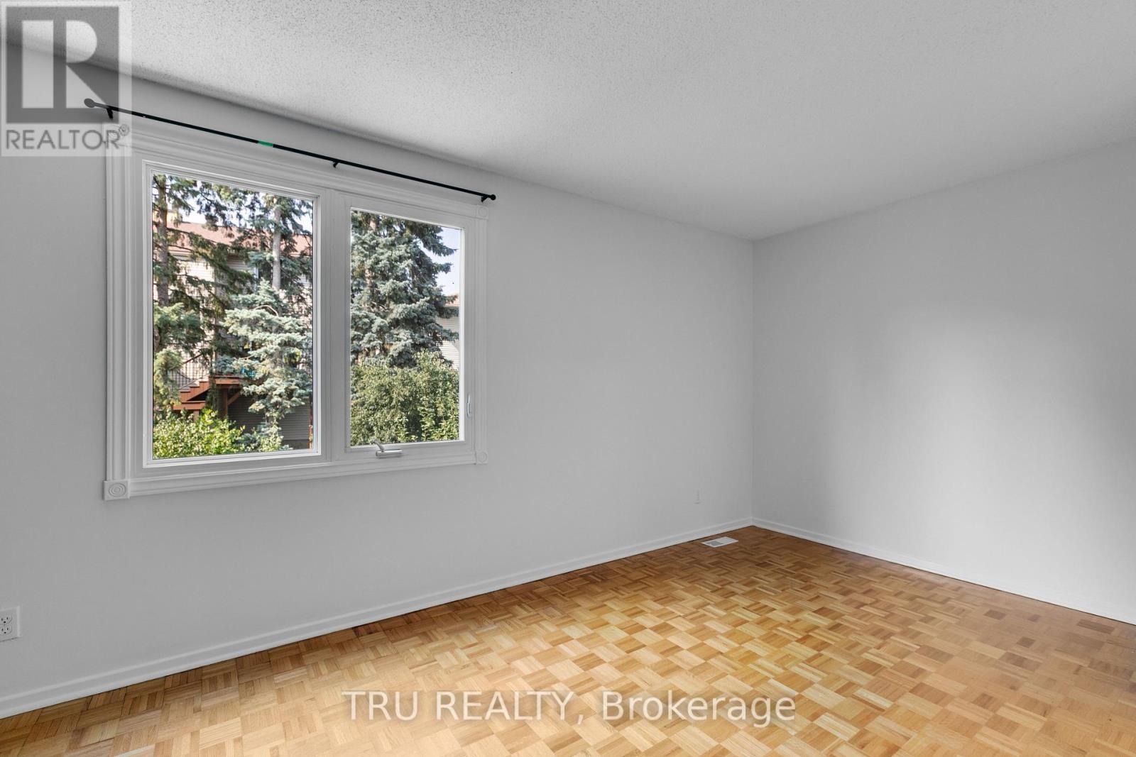 715 Mooneys Bay Place, Ottawa, Ontario  K1V 8W4 - Photo 24 - X12432597