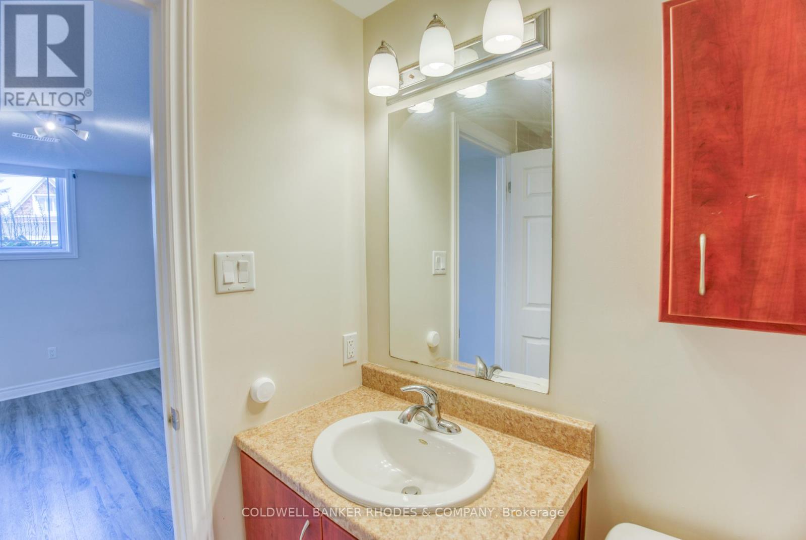 114 Brentmore Private, Ottawa, Ontario  K4A 0B7 - Photo 17 - X12432619